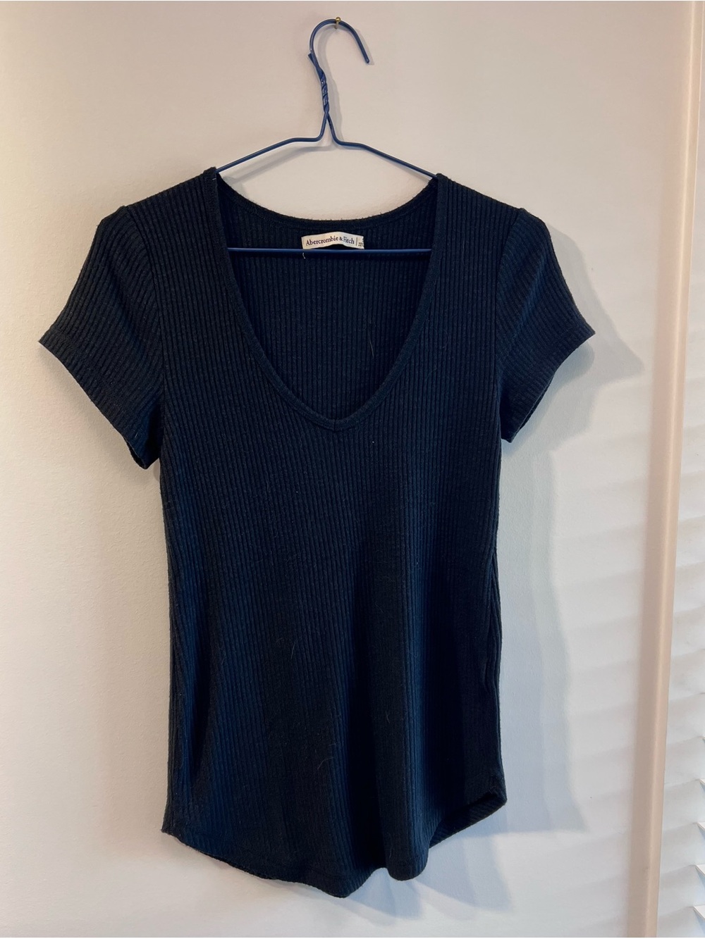 Abercrombie & Fitch Black Ribbed V-Neck Short Sleeve Tee